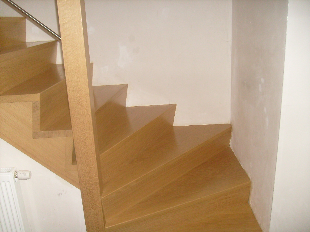 Foto houten trap uit eigen atelier 1